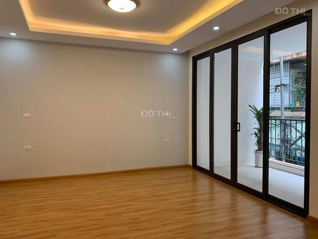 Bán nhà Dốc Thọ Lão, Hai Bà Trưng, 56m2, MT 7.2m, 6 tầng, thang máy, kinh doanh, giá 13.5 tỷ 13135747