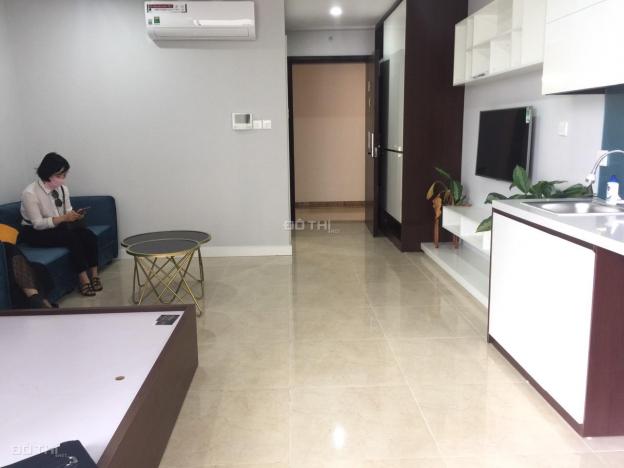 Cho thuê rẻ cực sốc! CH studio, 38m2 Vinhomes Trần Duy Hưng, full đồ xịn, view hồ, giá chỉ 10tr/th 13136938