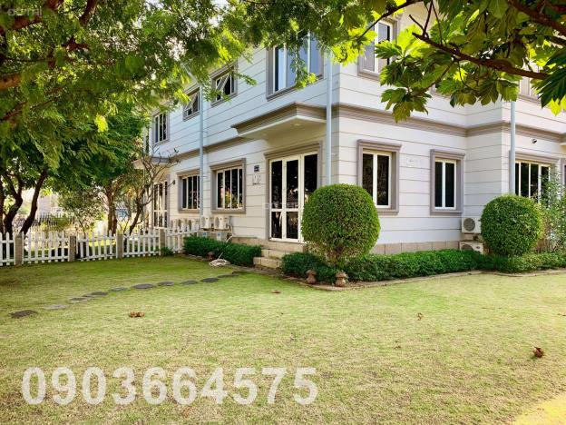 Cho thuê biệt thự đơn lập Thủ Đức Garden Homes, mặt tiền đường, sân vườn rất rộng 9255952