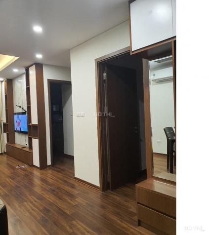 Cho thuê chung cư Nguyễn Khánh Toàn 60m2, chia 2 phòng ngủ full đồ 13142637
