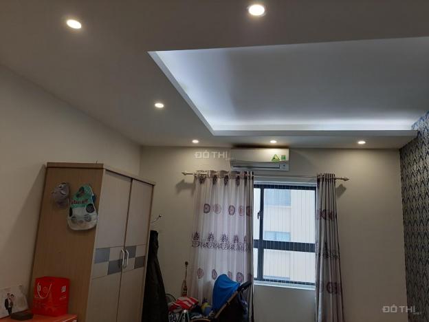 Chính chủ bán căn hộ 73,6m2 thiết kế 2PN, 2 nhà vệ sinh tòa CT12C Kim Văn Kim Lũ, đã có đầy đủ đồ 13149565