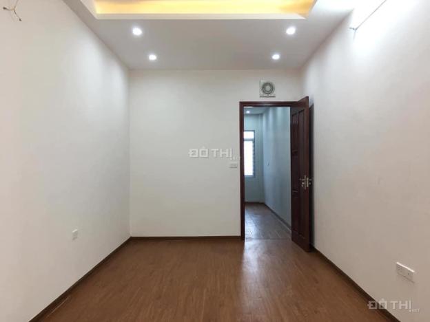 Bán nhà mặt ngõ Khương Đình, 57m2 * 5T mới giá 5.3 tỷ ngõ thông KD tốt gần mặt phố 0972638668 12671401