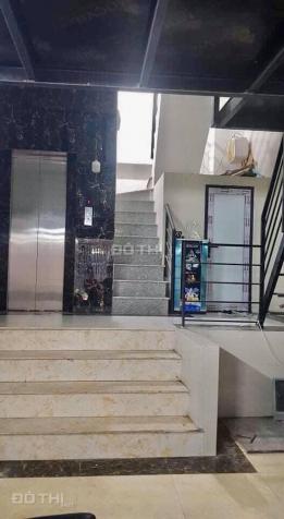 Bán gấp tòa chung cư mini mới cứng cách 1 nhà là ra mặt phố Triều Khúc, DT 50m2, 9 tầng, thang máy 13156376