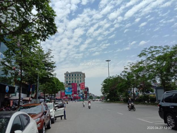 Bán nhà mặt phố Ô Chợ Dừa, Đống Đa, 66m2, MT 3.7m, 22 tỷ, gần ngã sáu, kinh doanh sầm uất 13158324