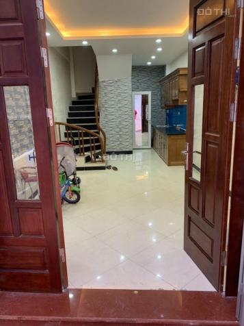 Bán nhà Khương Trung, 32m2, 5 tầng, nhà mới thiết kế đẹp, giá 3.05 tỷ. LH 0972638668 12684580