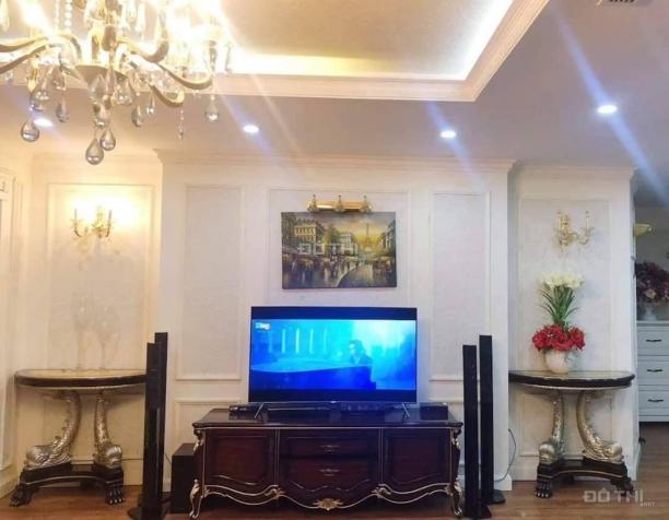 Cho thuê gấp siêu CH vị trí vàng Trần Duy Hưng 150m2, NT hoàng gia giá sốc 20tr/th 0372042261 13162683