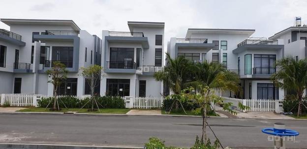 Do nhu cầu chuyển chỗ ở bán nhanh nhà KĐT Bella Villa, ngay TT Đức Hòa, Long An cuối Tỉnh Lộ 10 13163158