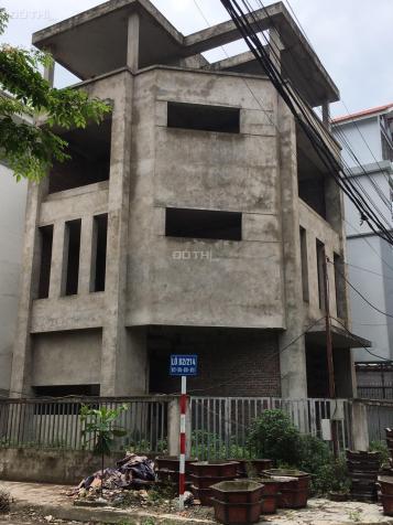 Bán biệt thự ngõ 214 Nguyễn Xiển, lô góc, 2 mặt tiền, 4 mặt thoáng: 145m2 x 4 tầng, mặt tiền 23m 13165883