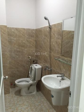 Chuyển nơi định cư bán rẻ căn nhà đẹp, DTSD 120m2, 3 tầng chỉ với 1 tỷ 950 triệu 13169194