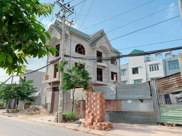 Biệt thự xây thô, 1 trệt 2 lầu 162m2, khu Song Ngữ Lạc Hồng, P. Bửu Long cần bán giá rất tốt 6.4 tỷ 13178365