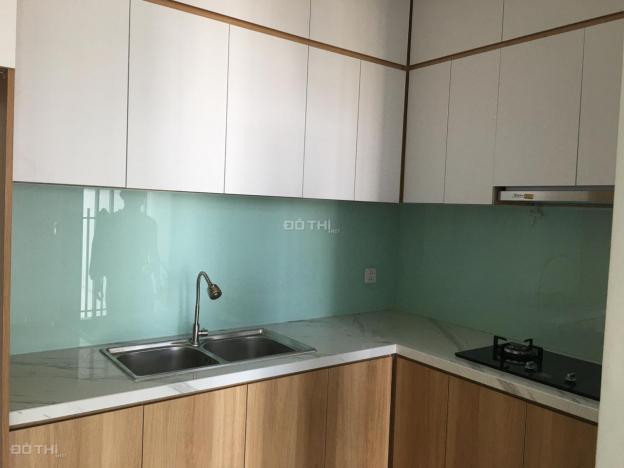 Cho thuê căn hộ Emerald 63m2 2pn, 1wc, giá 10 triệu/th, cơ bản đầy đủ 13179005