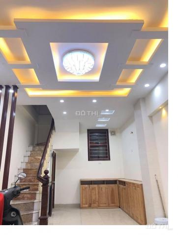 Bán nhà Hoàng Quốc Việt - ô tô - 5 tầng - 37m2 - 6.2 tỷ 13182062