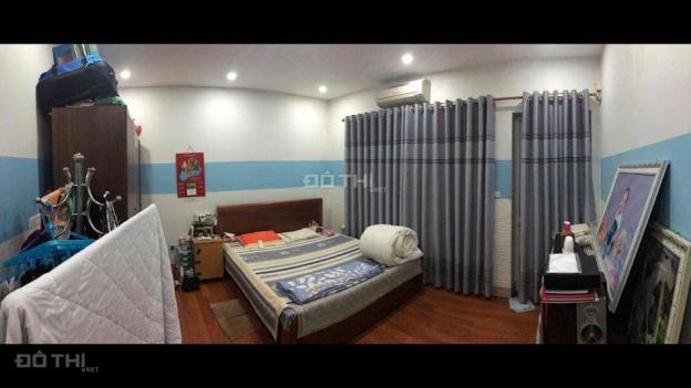 Cần bán gấp căn hộ chung cư tại KĐT Việt Hưng, Long Biên, 96m2, giá: 1,5 tỷ. LH: 0984373362 13187519