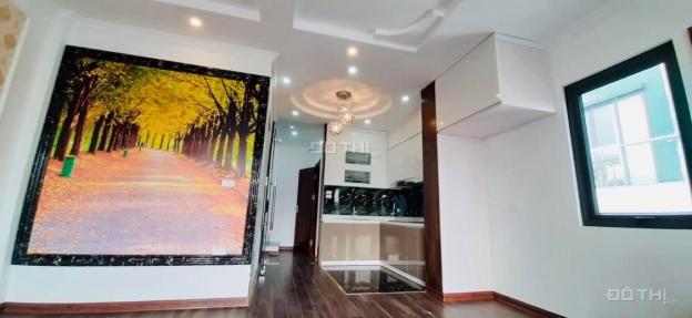 Cho thuê nhà nguyên căn mới xây đẹp lung linh, gần đường Nguyễn Trãi 13187903