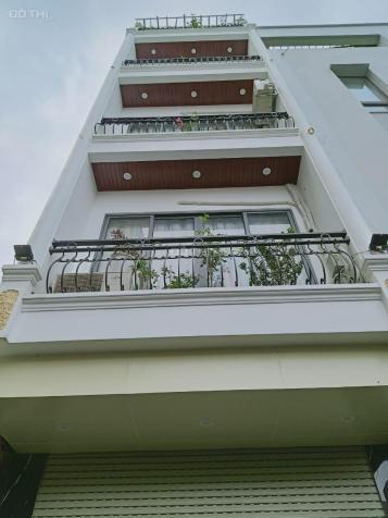 Mặt phố Nguyễn Chí Thanh kinh doanh sầm uất 5 tầng, giá 15 tỷ thương lượng. 0986136686 13193848