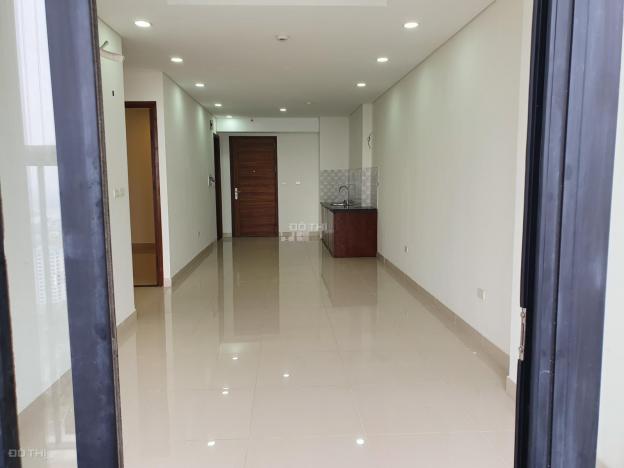 Chính chủ bán căn hộ 65m2 tòa B VC2 Golden Heart, khu ĐTM Kim Văn Kim Lũ, 26.5 tr/m2 12649637