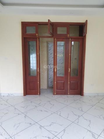 Bán nhà mặt phố Ba Đình 30/35m2, 5T, nhà mới, thang máy, vỉa hè rộng, ô tô, hơn 7 tỷ 13198930