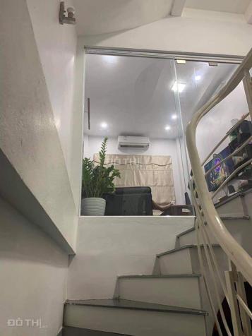 Bán nhà quận Hoàn Kiếm 36m2 x 5 tầng, giá chỉ 3 tỷ: 0977367789 13199013