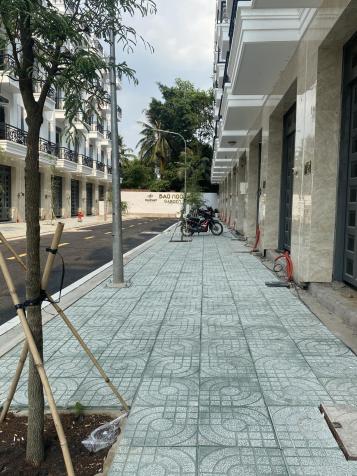 Bán nhà mới, nhà mặt tiền sông, view mát mẻ thoải mái. KDC Bảo Ngọc Garden, Quận 12 13200159