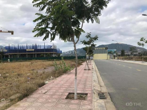 Bán đất nền dự án KĐT Lê Hồng Phong 1, P Phước Hải, Nha Trang, DT 80m2, giá 34 tr/m2, gần công viên 13101026