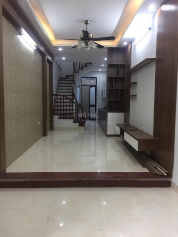 Bán nhà Cự Lộc, DT 34m2 x 5 tầng, gần Royal City, Nguyễn Trãi, giá 3.6 tỷ, LH 0977.998.121 13200527