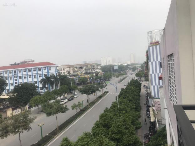 Cho thuê nhà mặt phố Nguyễn Văn Huyên. Diện tích 155m2x8T, mặt tiền 8m, 0971024998 13203358