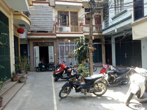 Chính chủ bán nhà 5 tầng view hồ Hai Bà Trưng, DT 45m2, tiện ích xung quanh hồ 13211048