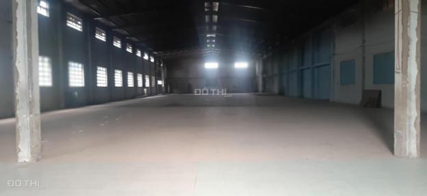 Cần cho thuê kho xưởng sản xuất 900m2 mặt tiền Tô Hiệu, Quận Tân Phú 13222213