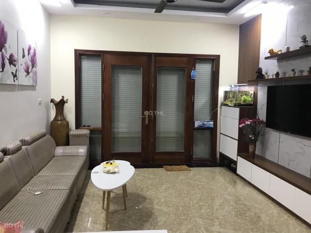 Bán nhà  Đại Từ, 37m2 x 5 tầng, giá 2.9 tỷ, ngõ thông gần chợ Đại Từ, 0972638668 12568205