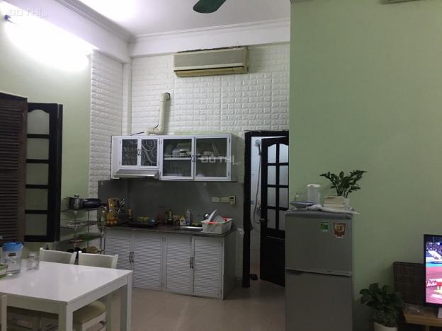 Cho thuê nhà riêng phố Đặng Thái Thân, 90m2, 2 ngủ, 1 khách, full đồ nội thất cao cấp. Giá 10tr 13234167
