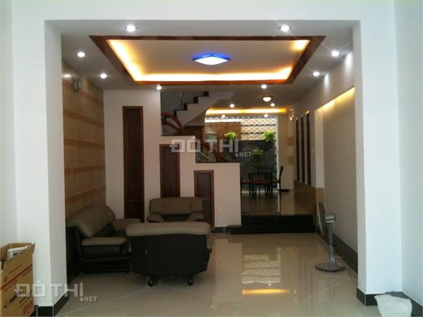 Chỉ 1 căn duy nhất nhà HXH quận Tân Bình, đường CMT8, 65m2, 65tr/m2, LH: 0914648319 13235156