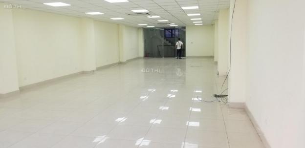 Cho thuê văn phòng 140m2 thông sàn, ngã Tư Nguyễn Trãi - Khuất Duy Tiến, giá rẻ 28 tr/tháng 13241789