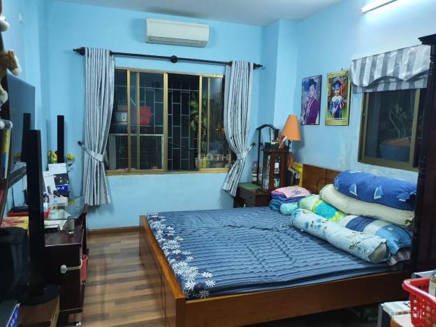 Bán căn hộ chung cư Trần Kế Xương, Phú Nhuận, 2 phòng ngủ, nội thất cao cấp giá 2.4 tỷ/căn 13247031
