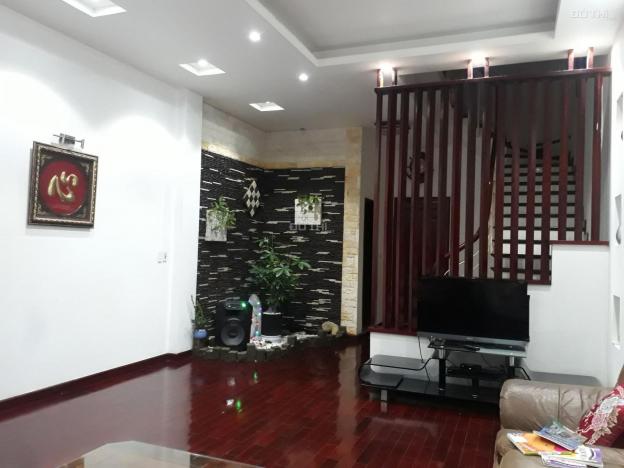 Bán nhà phố Ái Mộ, 100m2 mặt tiền 5m ô tô vào nhà, giá chỉ 8,3 tỷ. LH 0858999616 13247303