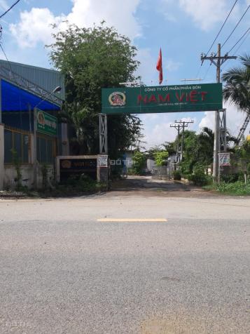 Bán xưởng sản xuất tại huyện Bình Chánh - giáp sông, giá tốt 13255766