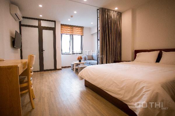Cho thuê căn hộ cao cấp full nội thất 1PN, 1PK có ban công tại đường Trần Thái Tông (Khúc Thừa Dụ) 13256259