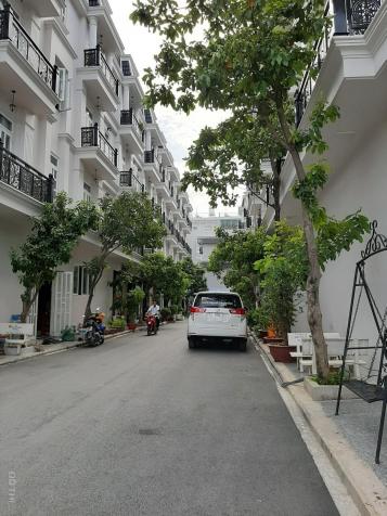 Chính chủ bán 2 căn nhà phố 4 tầng Điền Thuận Star Hills, Q. 12 giá rẻ 4,8 tỷ giáp Nguyễn Oanh GV 13262639
