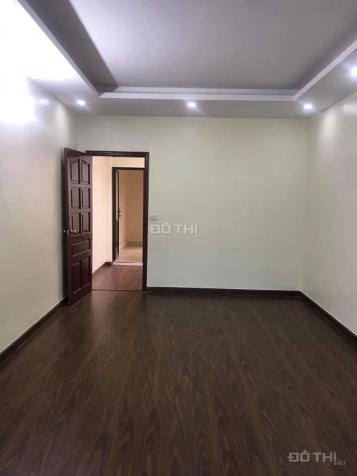 Nhà mới ở ngay Hoàng Quốc Việt - diện tích 46m2 - 4.3 tỷ 13264974