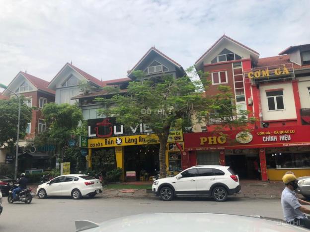 Cần bán gấp lô BT mặt phố Nguyễn Văn Lộc, 155m2, mặt tiền 9m, nhà hoàn thiện đẹp, vị trí kinh doanh 13253634