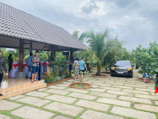 Bán nghỉ dưỡng, nhà vườn khuôn viên hoàn thiện có 100 cây bưởi và 100 cây dừa mang giá trị cao 13272768