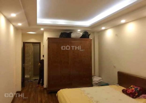 Bán nhà Cầu Giấy, gara ô tô, thang máy, DT 40m2, 7 tầng, giá 8.25 tỷ 13273862