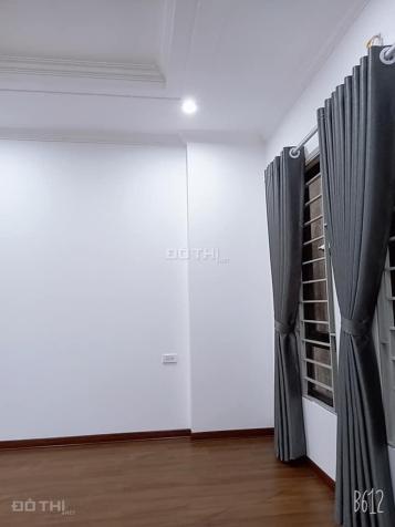 Bán nhà. Hiện đại, sau một nhà ra phố gốc đề Minh Khai 45m2 x 5T 6 phòng ngủ giá 3,7tỷ - 0981666462 13274235