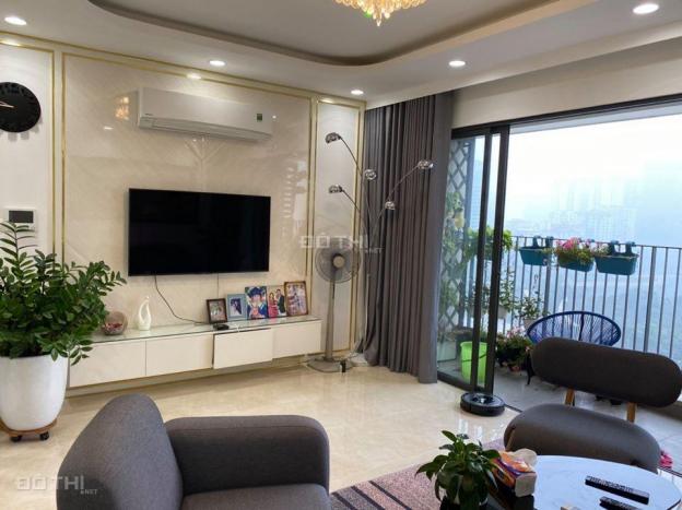 Cho thuê căn hộ 2PN D'Capital Trần Duy Hưng, nhà đã hoàn thiện đầy đủ nội thất rất đẹp view bể bơi 13285703