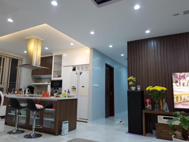 Chính chủ cần bán gấp căn hộ 4 PN diện tích 175m2 tại 62 Nguyễn Huy Tưởng 13289071
