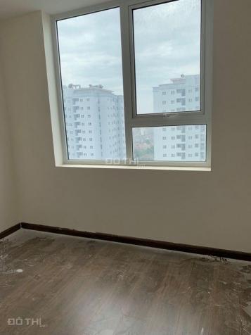 Cần tiền bán chung cư A10 Nam Trung Yên 61m2, 2 phòng ngủ. Nhỉnh 2 tỷ 13294856