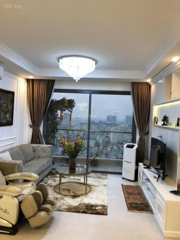 Bán gấp căn hộ cao cấp The Gold View, Bến Vân Đồn, tặng toàn bộ nội thất cao cấp, giá rẻ 13298110