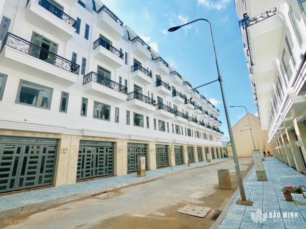 Bán nhà (5x15m) giá 4.8 tỷ TL, MT đường Hà Huy Giáp, P. Thạnh Xuân, Q12 13298447
