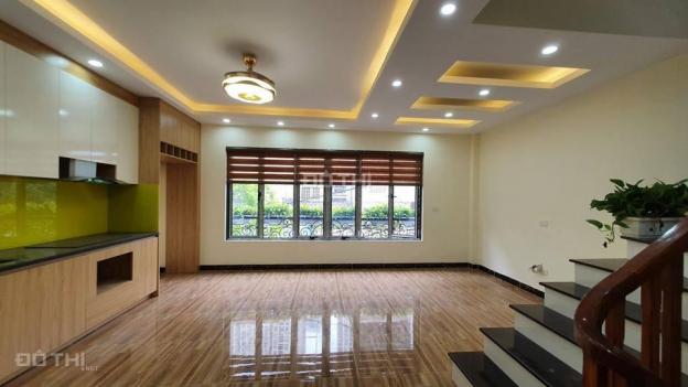 Bán nhà phố Vĩnh Tuy, 6 tầng mới đẹp long lanh, lô góc, mặt tiền 6m, đắc địa, 6.2 tỷ, 0967182629 13300517