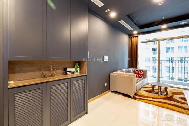 Cho thuê căn hộ chung cư Vinhomes D'Capitale - Trần Duy Hưng, 2 PN - 82m2, view hồ - 15 triệu/th 13301206