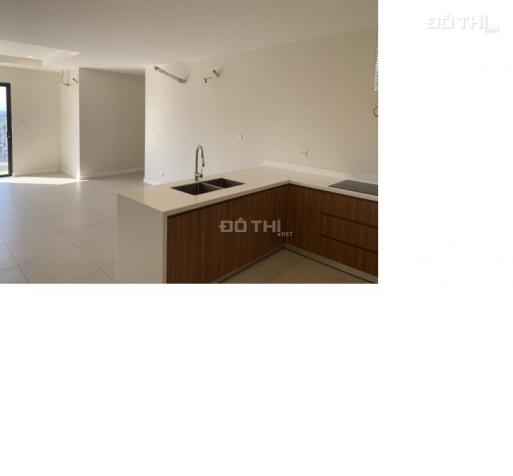 Cho thuê căn hộ 173 Xuân Thủy 110m2, chia 3 phòng ngủ đồ cơ bản đẹp và sạch 13301436